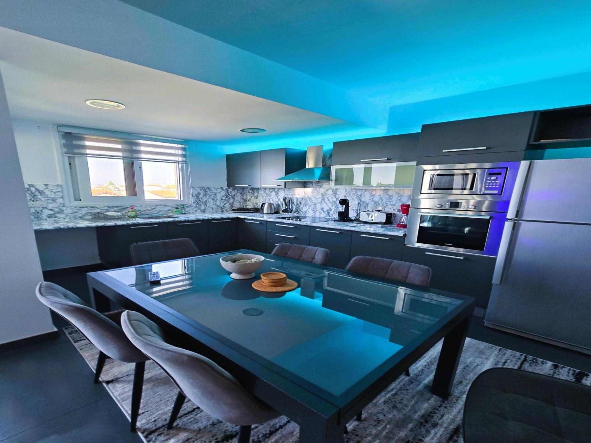 Two Bedroom Deluxe Holiday Apartment Protaras Buitenkant foto